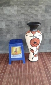 3. pot bunga gendut harga 200.000